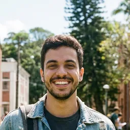 Lucas M.